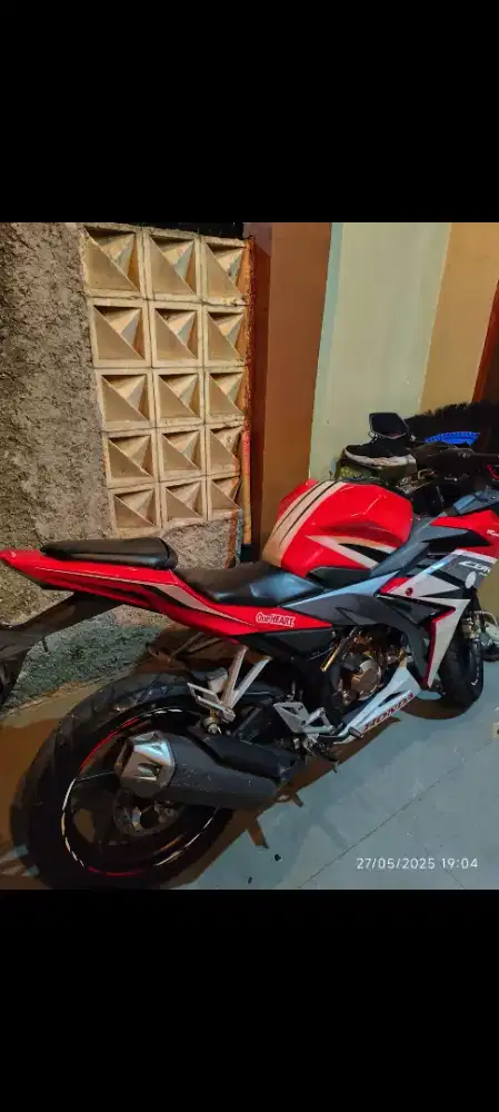 Dijual CBR 150 R