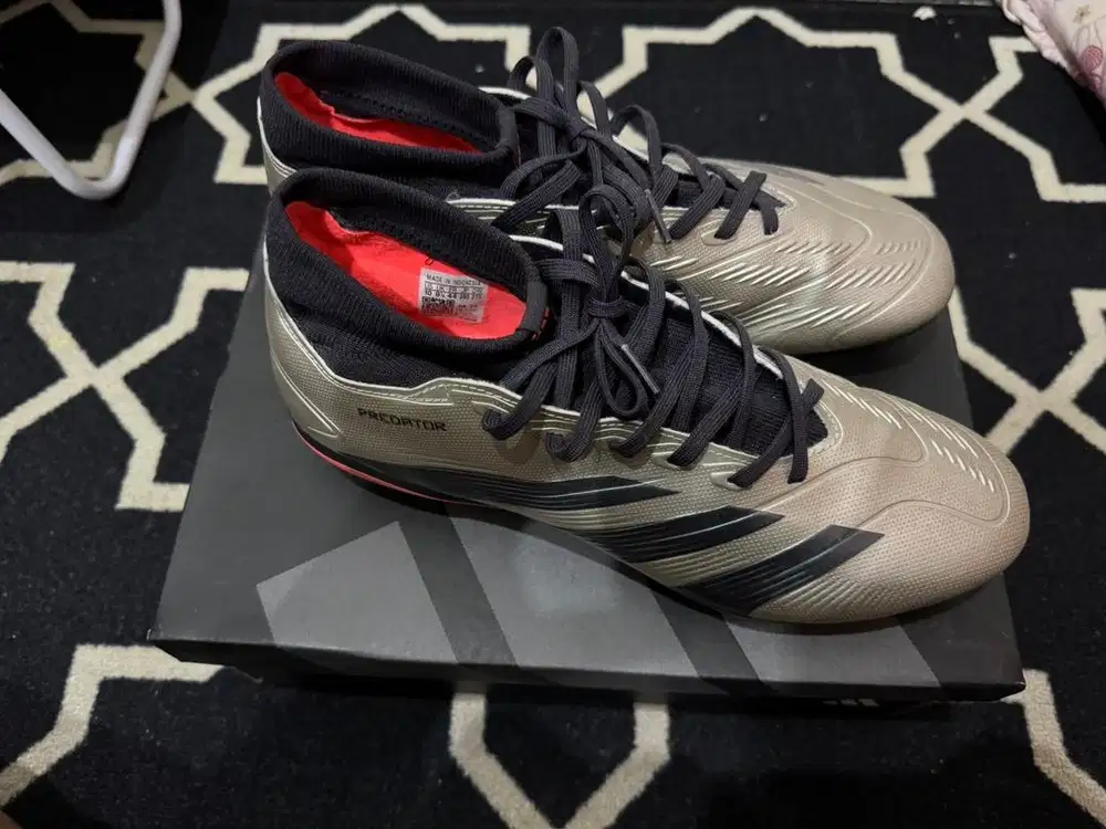 WTS Adidas Predator League size 44 (27cm) fit size 42 Indonesia