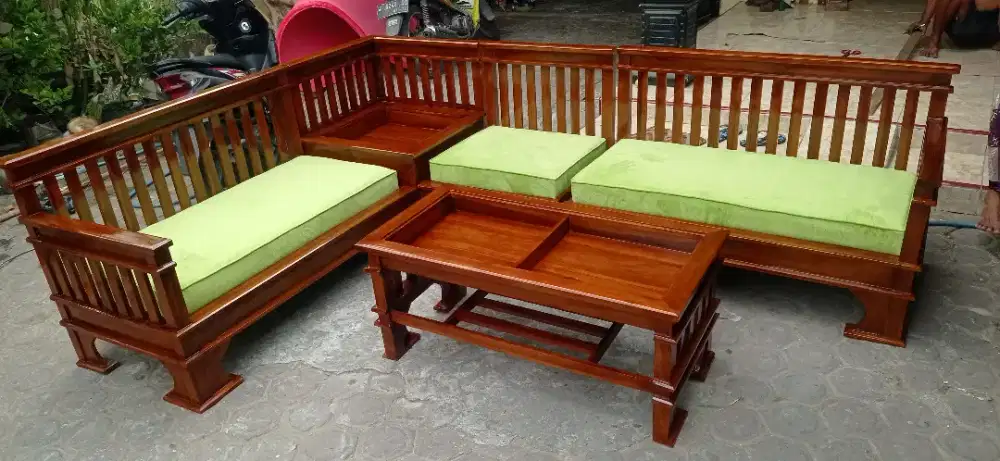 Serius sofa sidoarjo