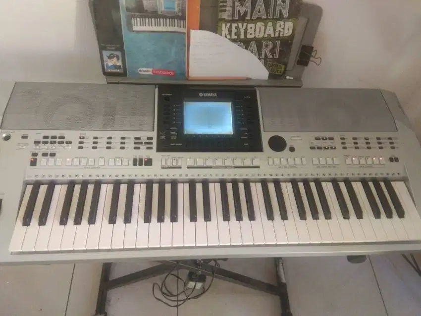 Di jual keyboard PSR e900