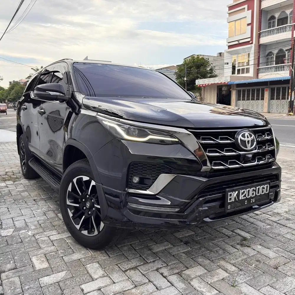 Toyota Fortuner VRZ GR 2021 A/T