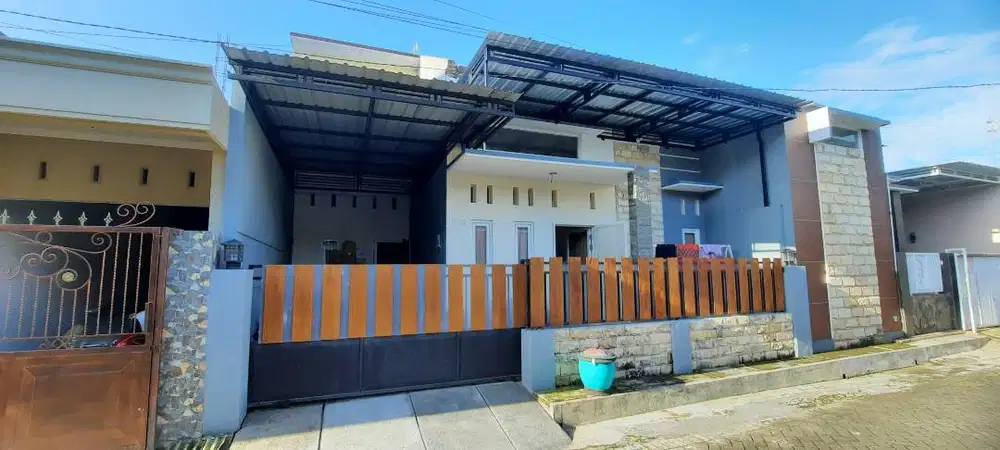 Dijual Cepat! Rumah Siap Huni dan Strategis