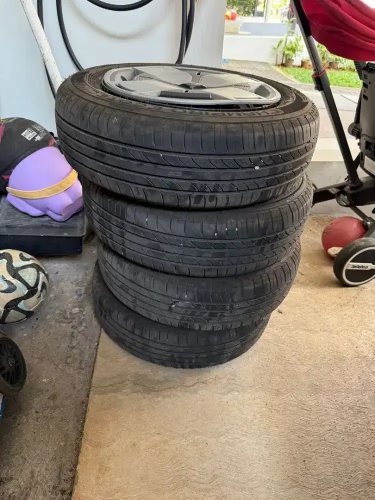 Dijual velg dan ban Wuling air ev