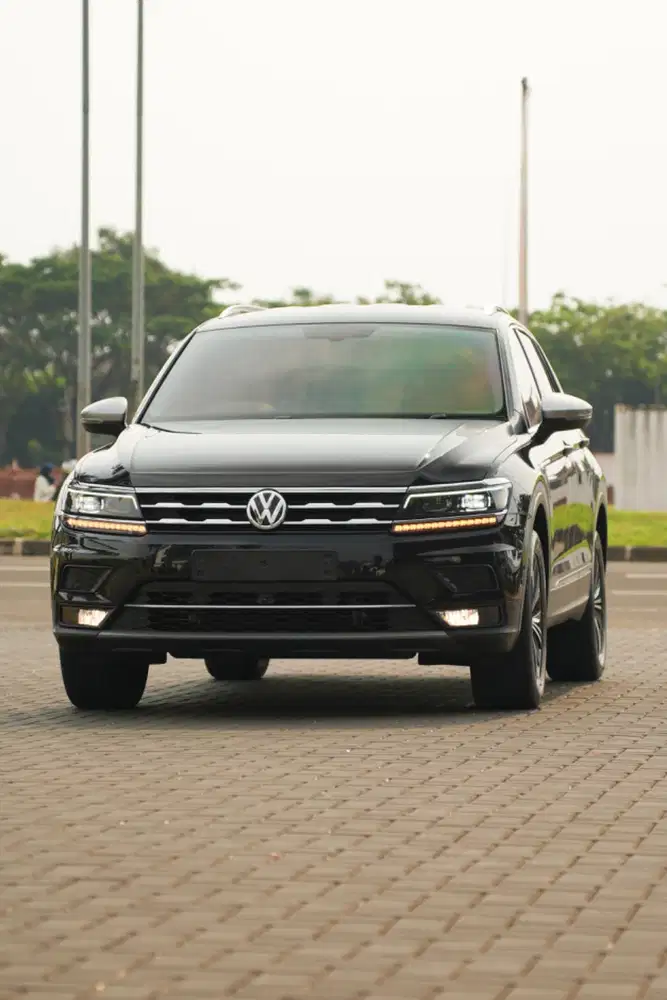 KM Rendah !! VW Tiguan Allspace 1.4 TSI 2022
