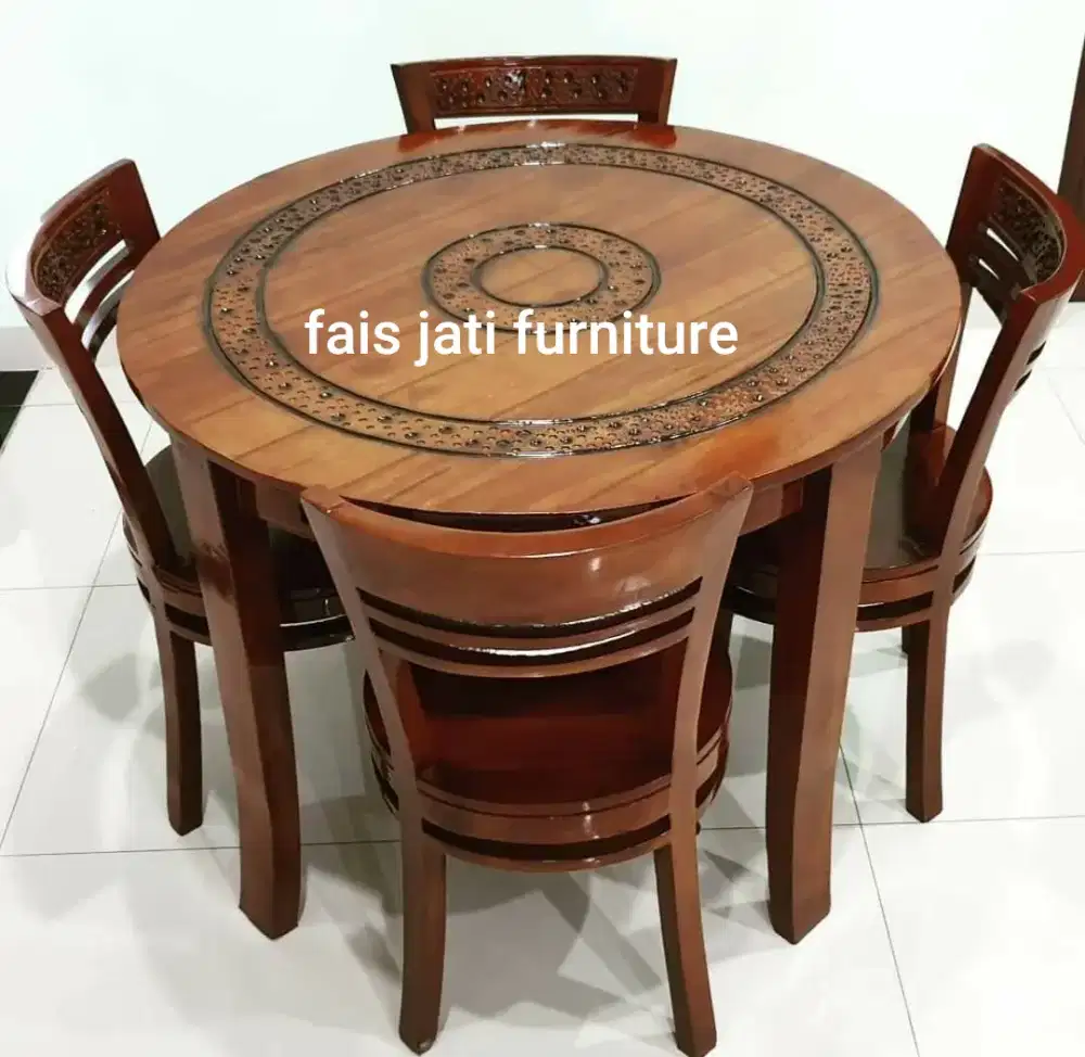 Set meja makan bundar jati