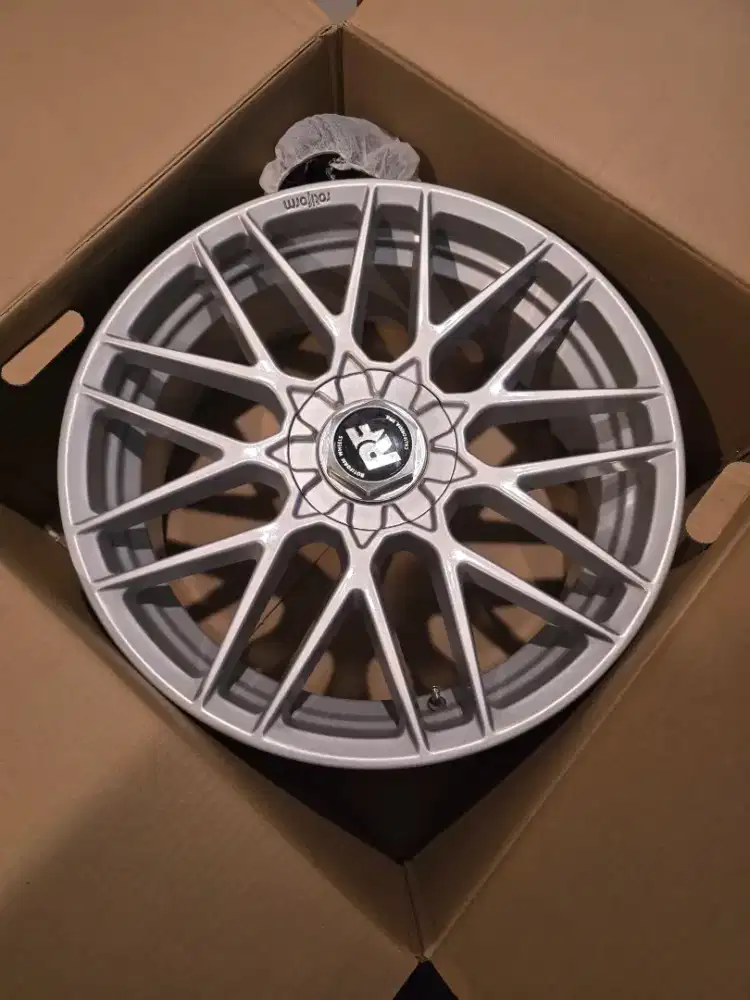 Velg Rotiform 20 inch Lebar 8.5