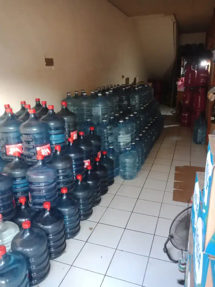 Over Tempat usaha agent air Mineral dan Sembako