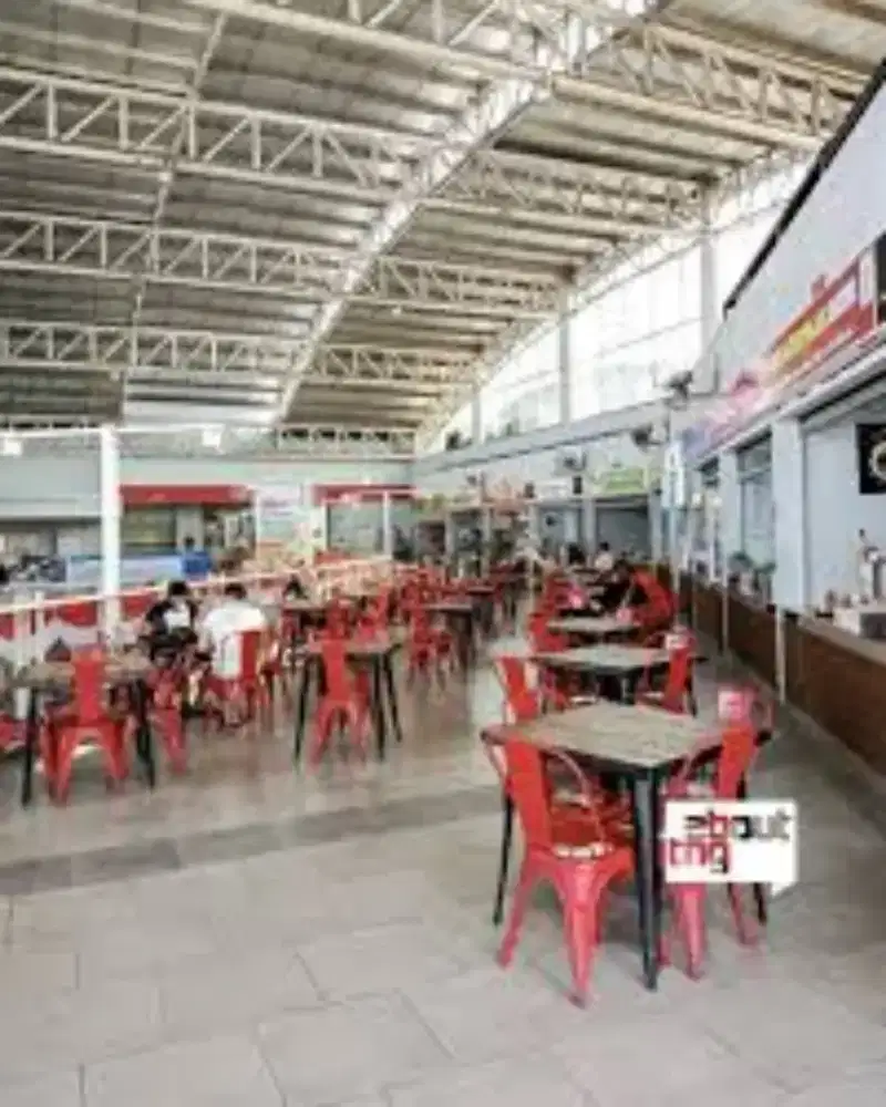 Pelayan Warung Makan