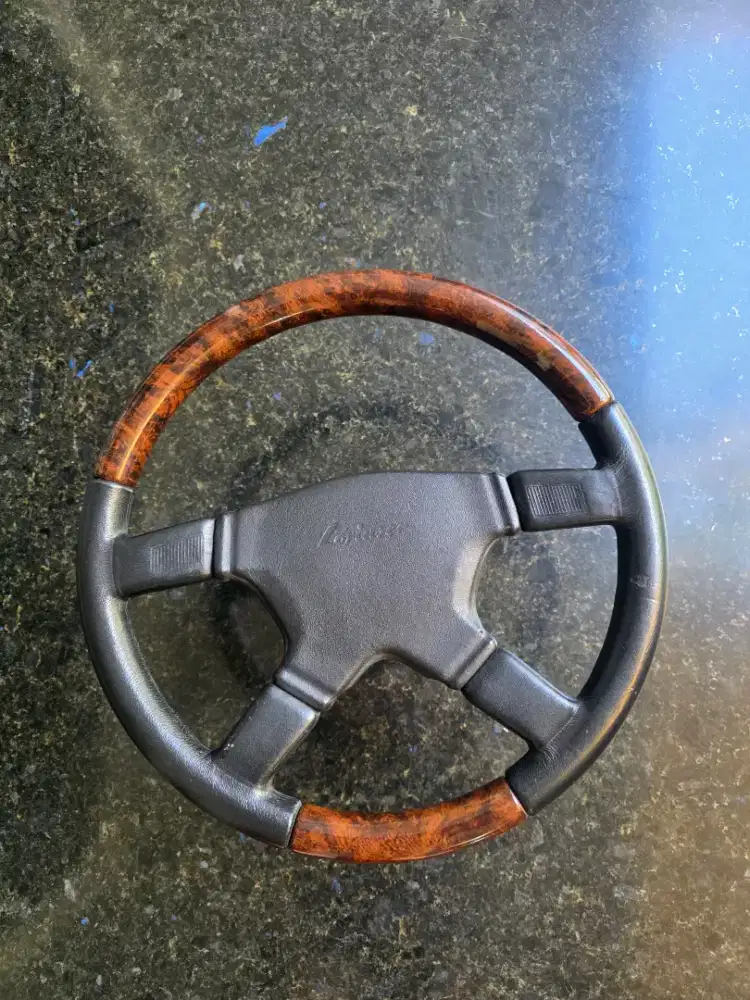 Setir Lorinser By Momo Made In Italy