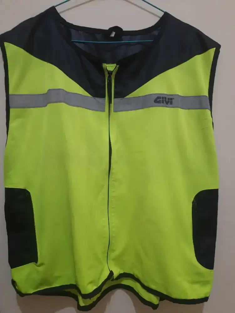 ROMPI/VEST GIVI CSV01