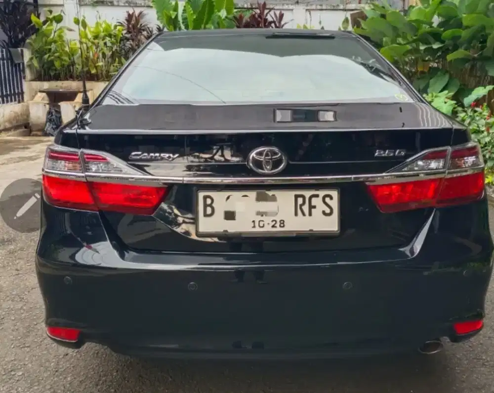 Camry jual cepat 2.5 G