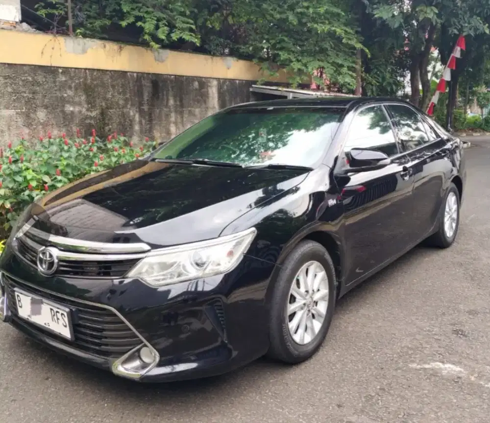 Camry jual cepat 2.5 G