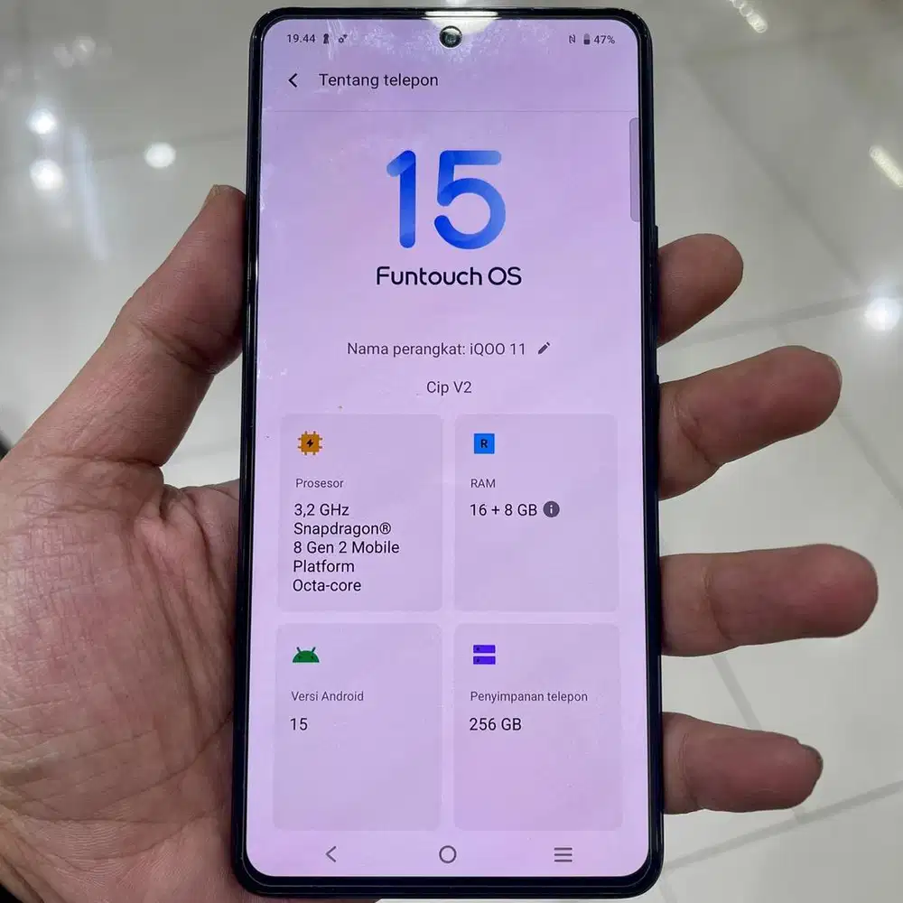 Iqoo 11 ram 16 / 256 resmi fullset original