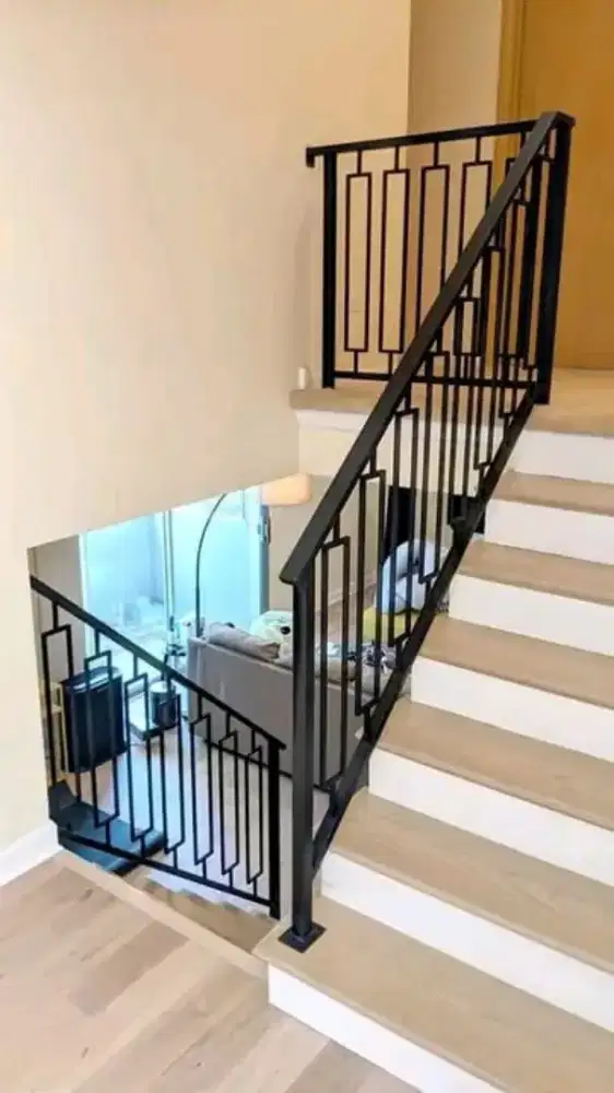 RELING TANGGA MINIMALIS