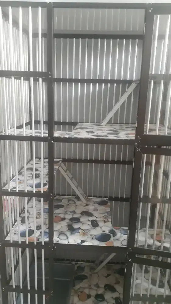 Kandang 3 pintu aluminium