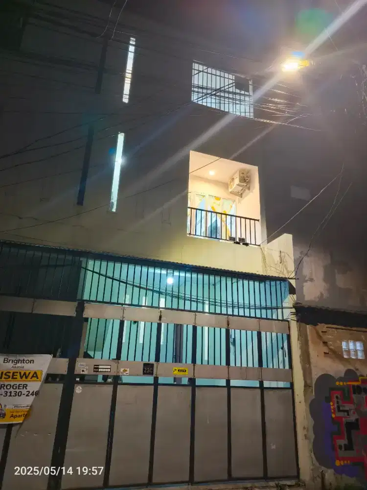 Dibutuhkan ART bisa masak,Jaga Anak & TINGGAL DALAM