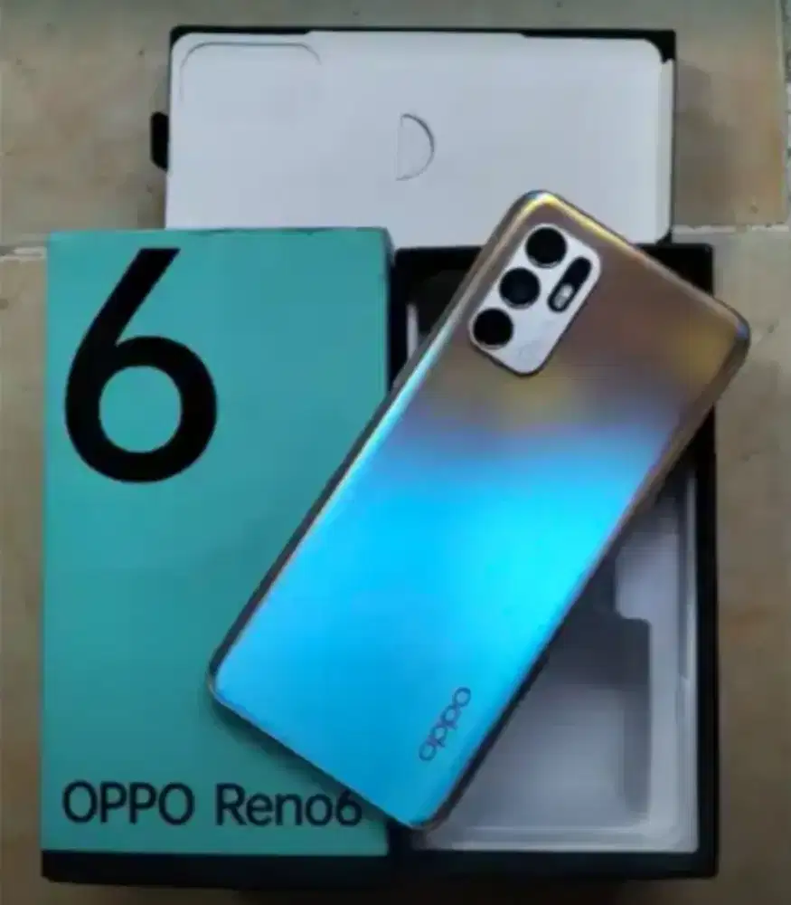 Dijual Hp Oppo Reno 6 Ram 8/128 Lengkap No minus