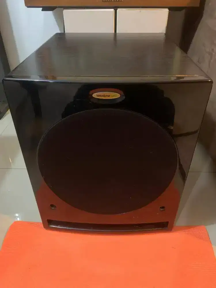 Dijual SUBWOOFER VELODYNE CHT R12