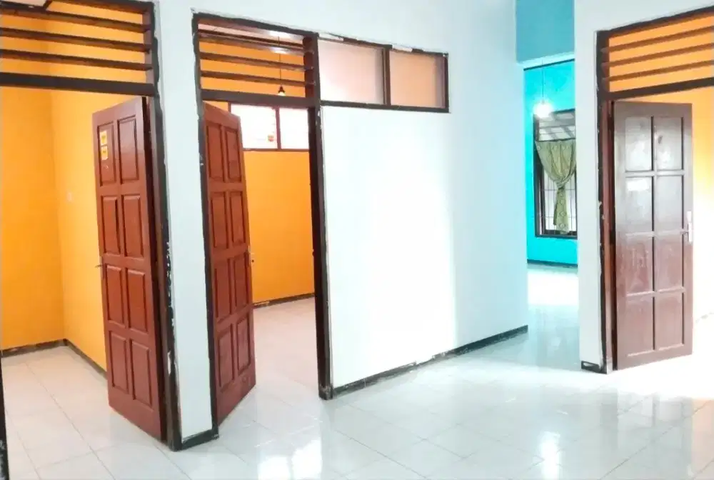 Disewakan Rumah Tinggal,dekat stasiun wates,alun2 wates,padat penduduk