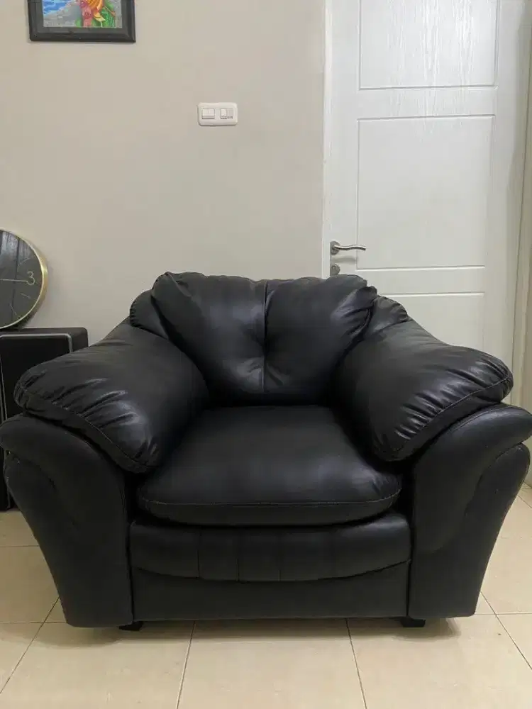 Sofa Kulit Set Bekas Seperti Baru