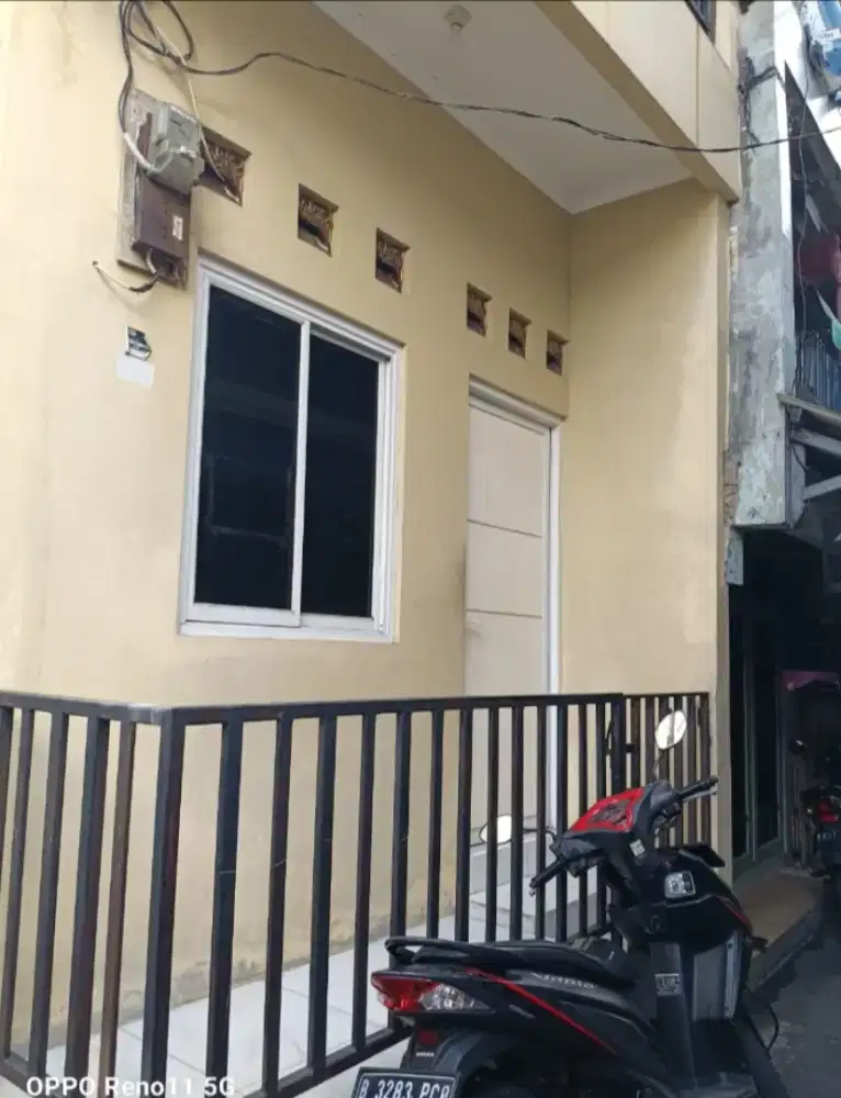 Disewakan Dikontrakan Rumah Minimalis 3 lt Johar Baru Jakarta Pusat