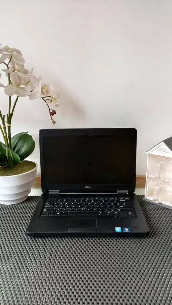 Jual Laptop Second Murah Berkualitas – Cocok untuk Kerja & Kuliah