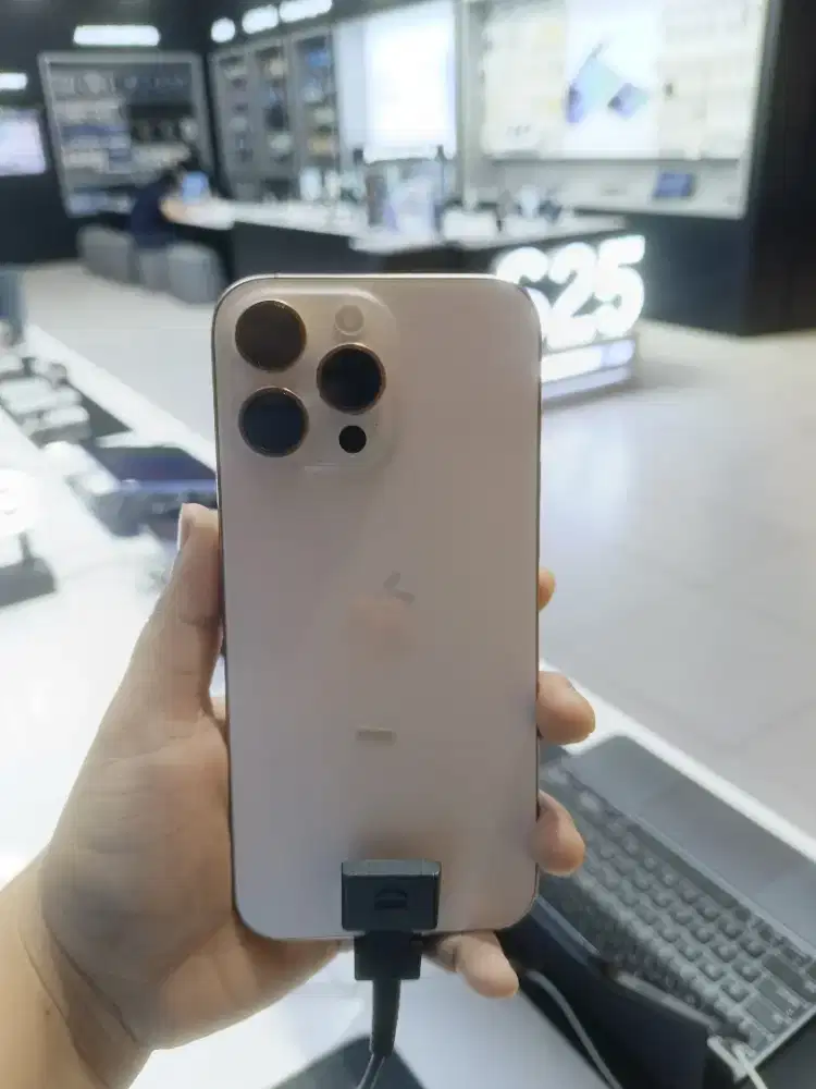 IPHONE 16 PRO MAX 128