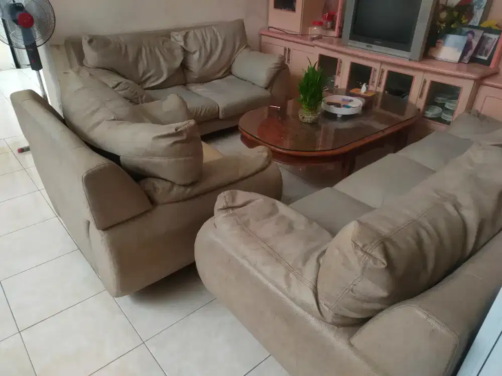 Dijual Murah Sofa Eropa 321 2.8jt aja nego