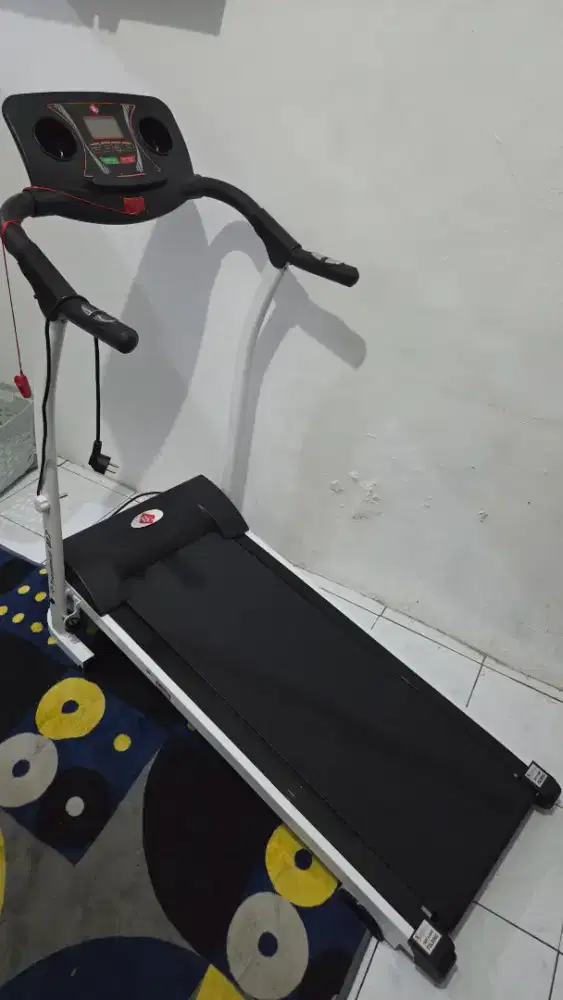 Alat fitness Bettergrow treadmill M2, nego