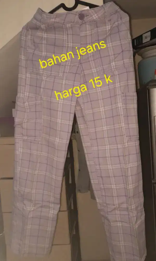 Celana wanita dewasa