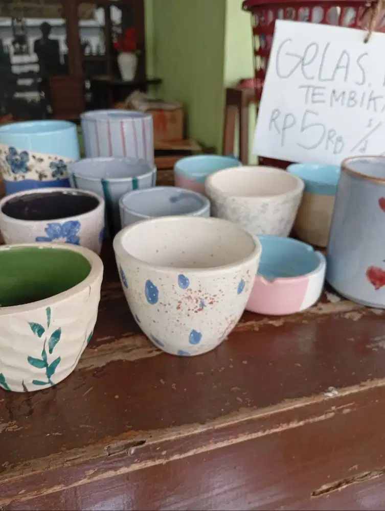 Aneka Gelas, mug, piring, mangkok, asbak Tembikar Cantik