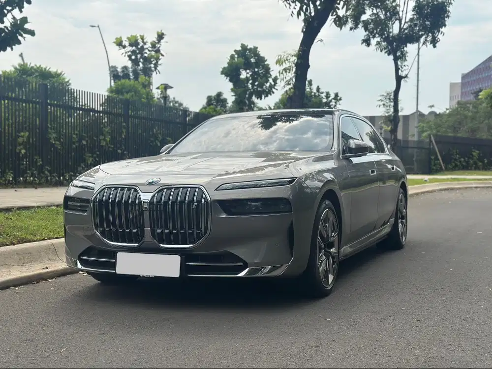 BMW i7 xdrive6.0 Gran Lusso 2023