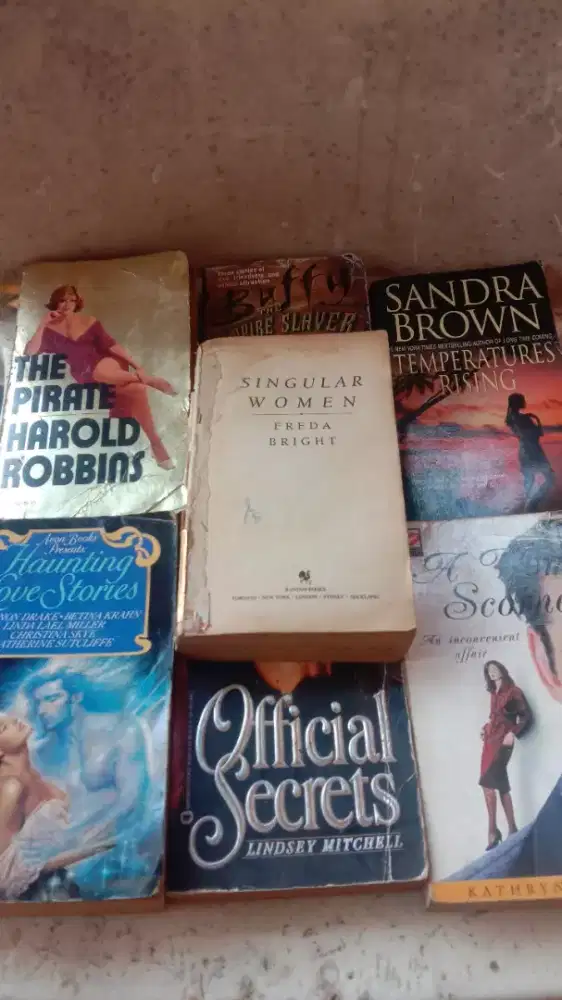 Jual Macam - Macam novel