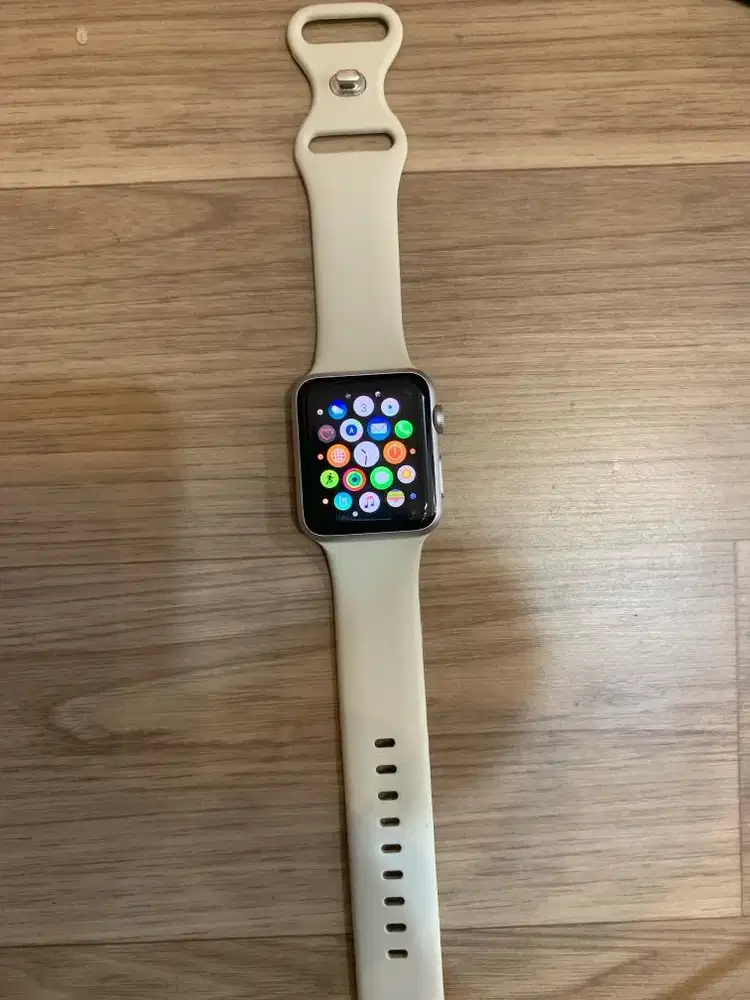 Apple watch i watch 2