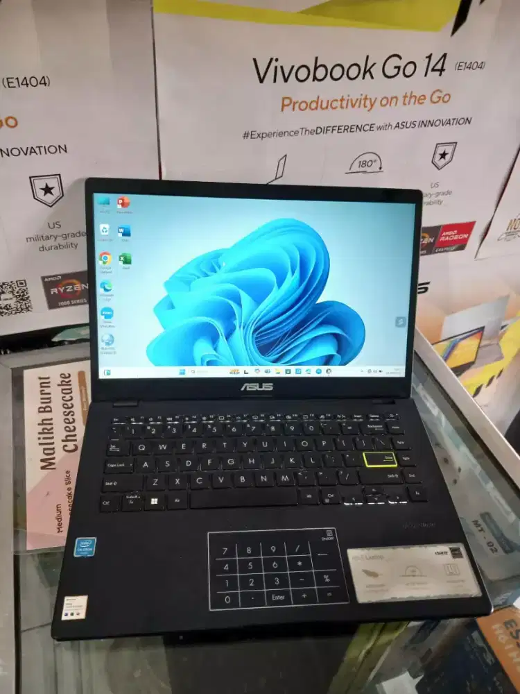 Laptop Asus Vivobook E410M Intel N4020 Ram 4 Ssd 512 Putih