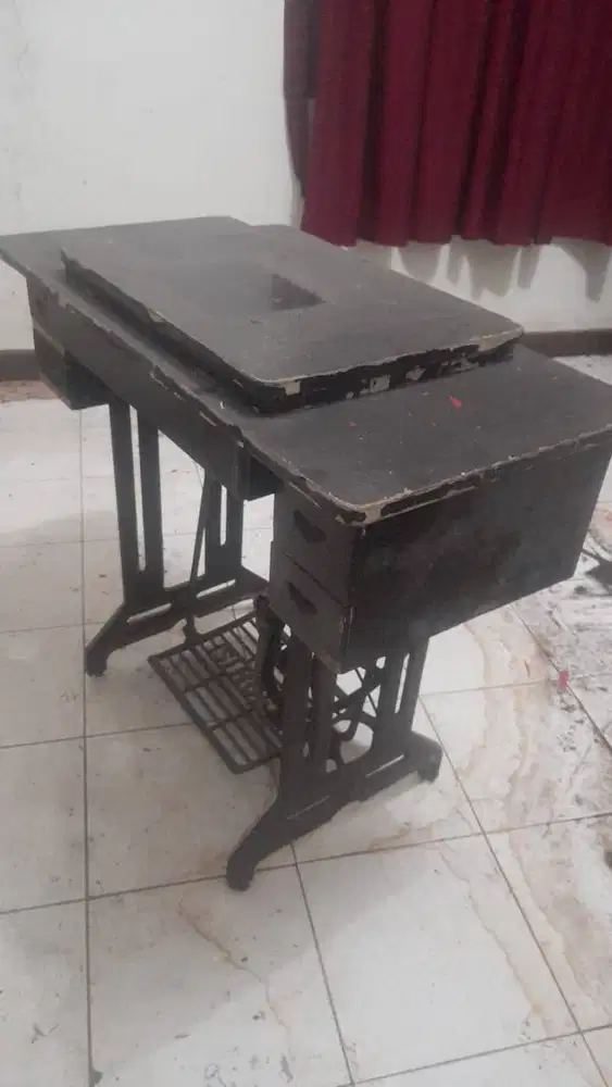 Mesin Jahit Singer Lama / Antik