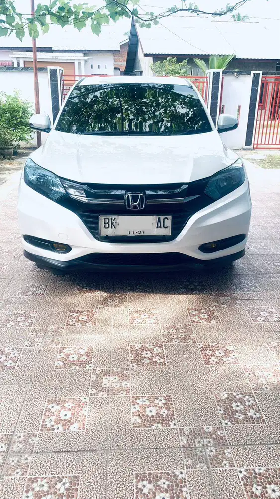 HR-V  E CVT AT tahun 2016