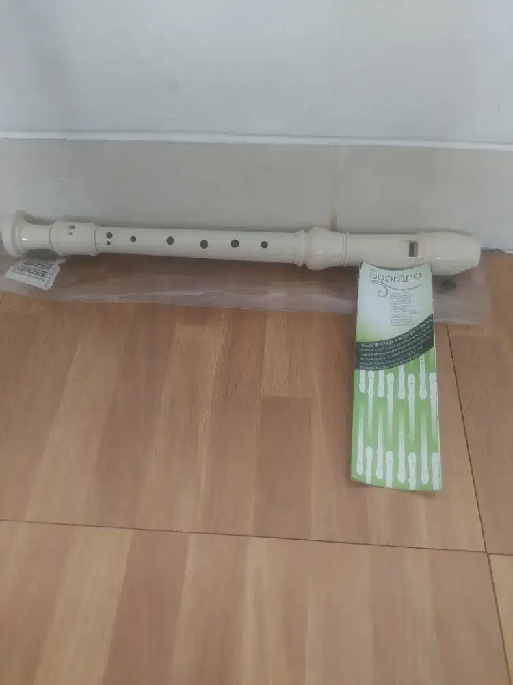 Suling soprano like new