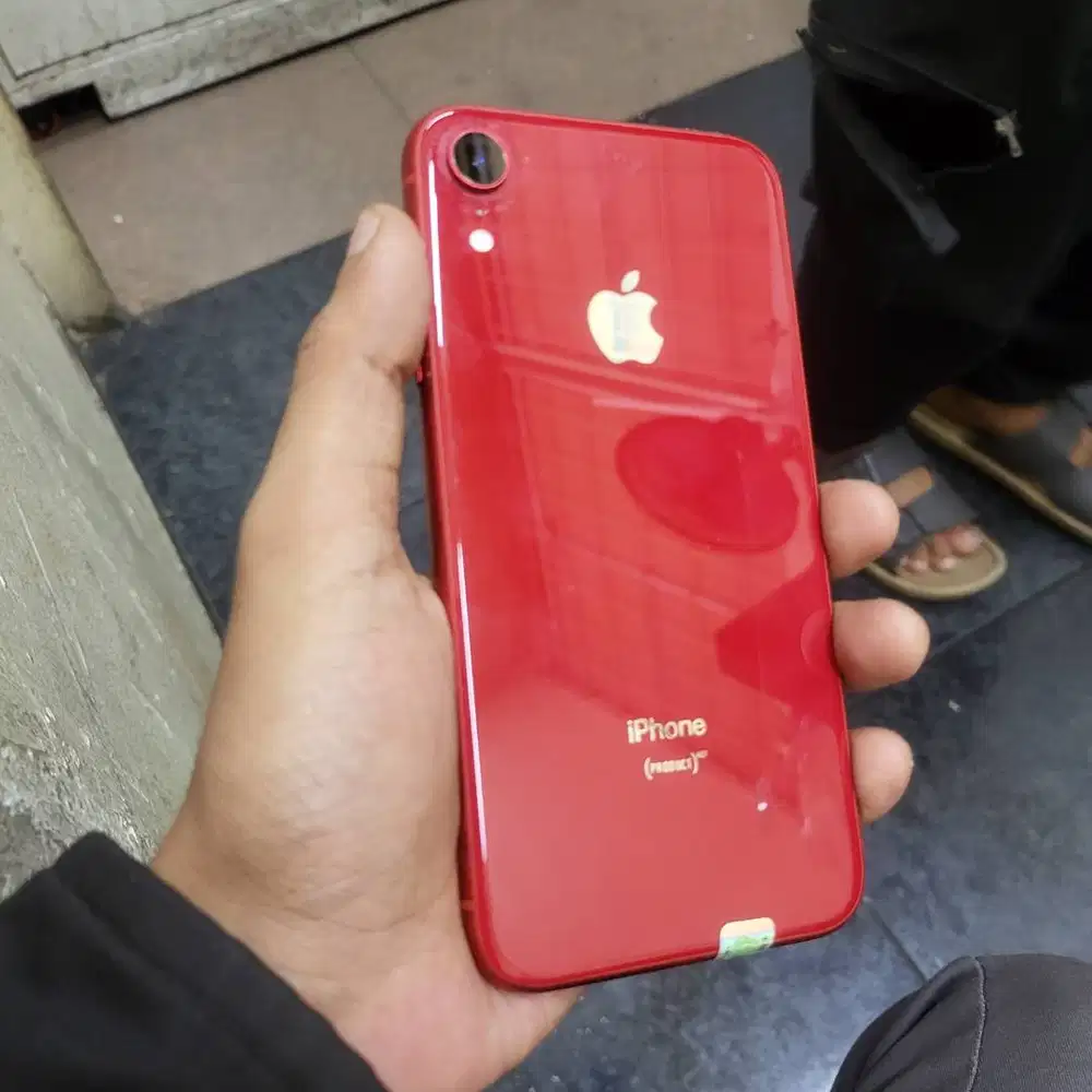 iPhone xr 128gb red ibox