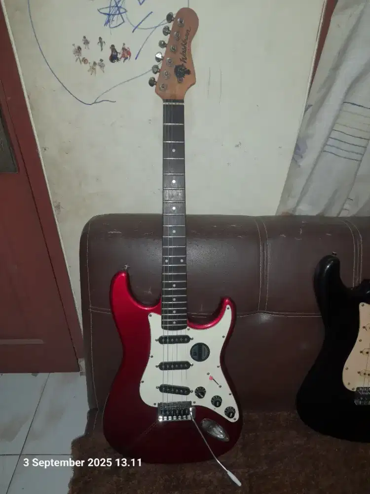 Jual Gitar Washburn Lyon