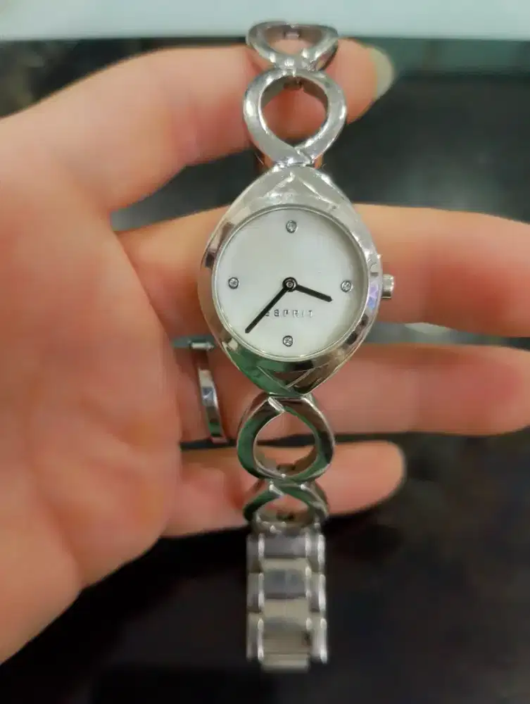 Jam tangan wanita Esprit