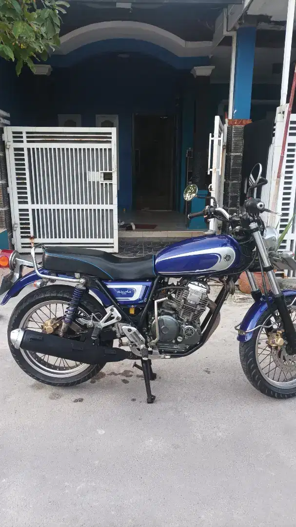 Motor Custom Scorpio