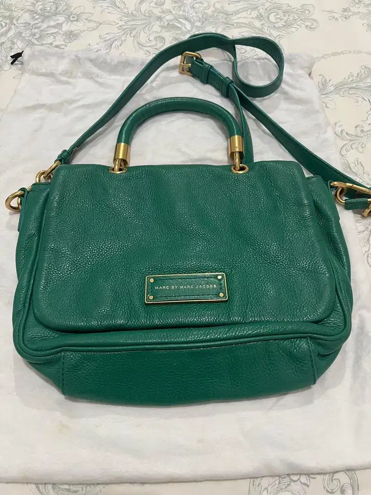 Marc Jacobs Sling Bag
