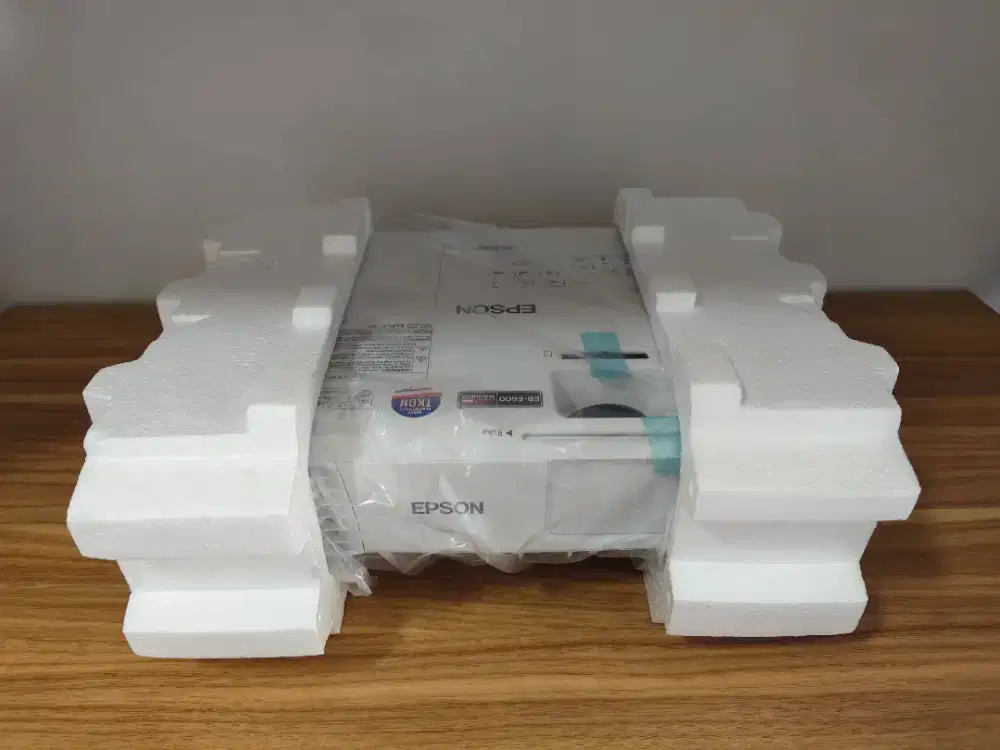 PROJEKTOR EPSON E600 | GRANSI RESMI 2THN|TKDN | BUAT SEKOLAH & KANTOR