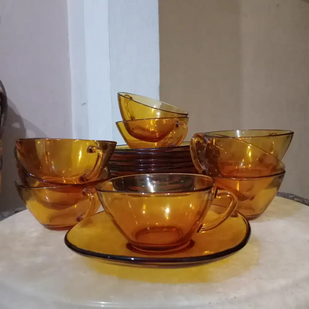 Set Cangkir Vereco France Amber Lawas 