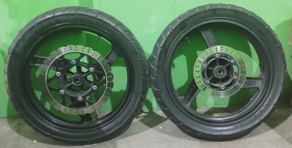 Velg Ninja RR New 2014 set Ban ori