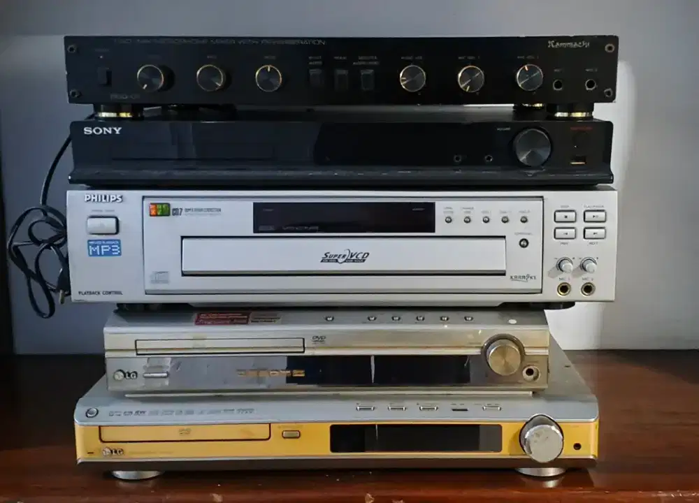 DVD dan ampli player