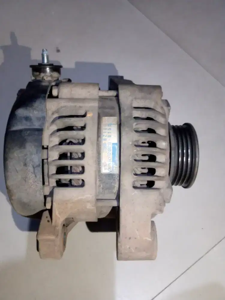 Dijual dinamo ampere mobil Avanza 1.3cc