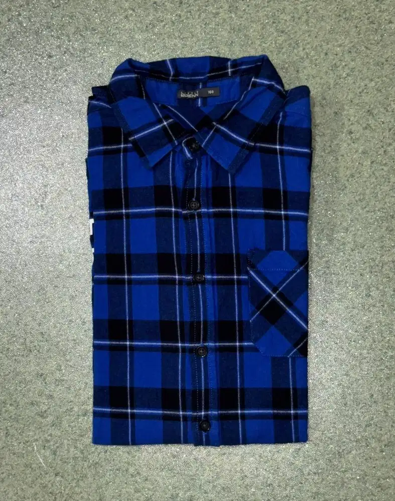 Kemeja Flanel Lengan Panjang
