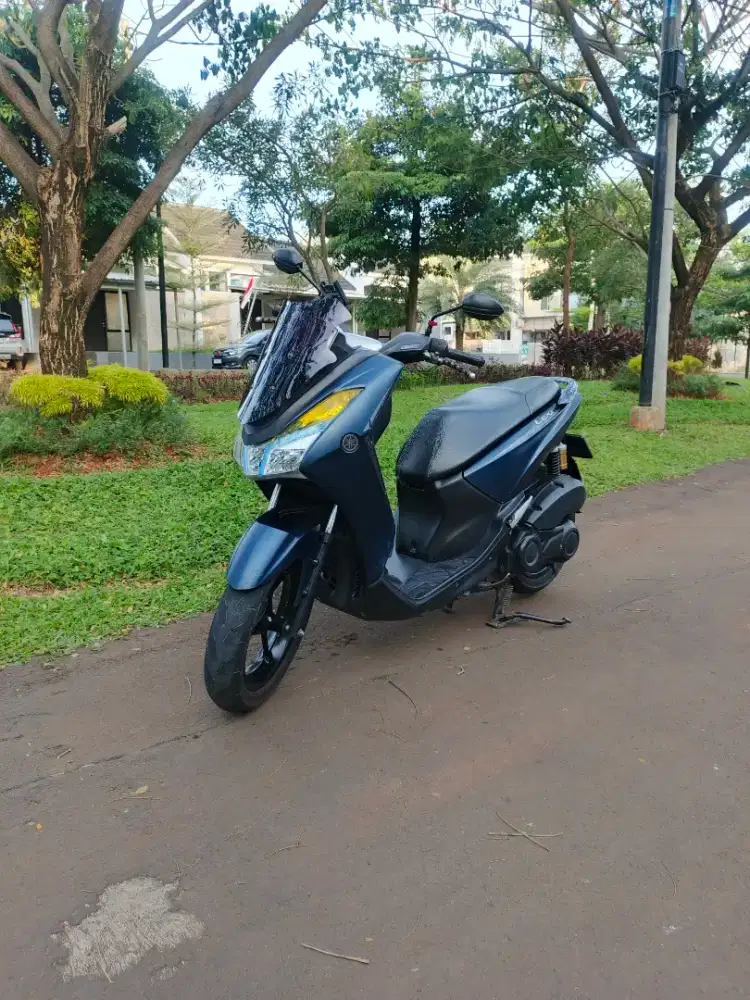 Dijual Motor Yamaha Lexi 125 tahun 2018